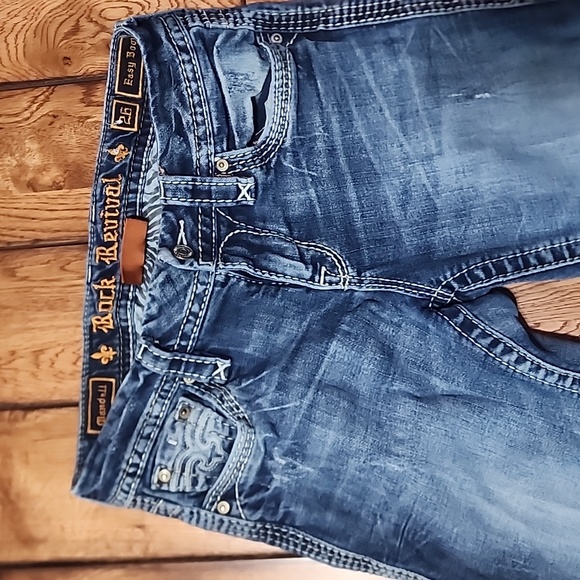 Jeans - Picture 4 of 5